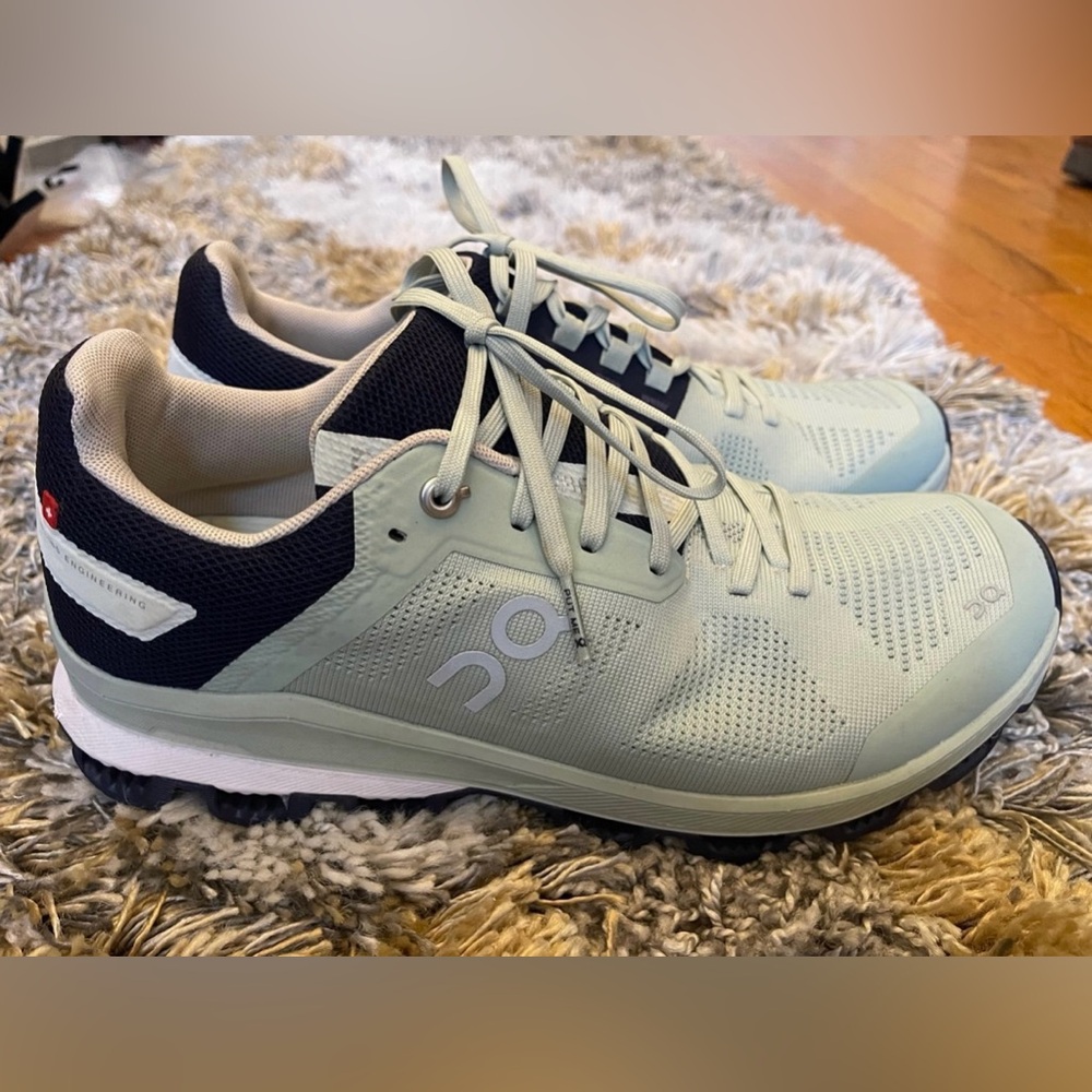 On Running Women’s Cloudsurfer 6 fennel/ink 10.5